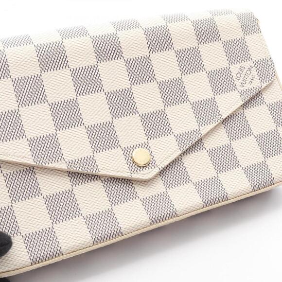 LOUIS VUITTON White Damier Coated Canvas Shoulder Bag - Picture 9 of 9